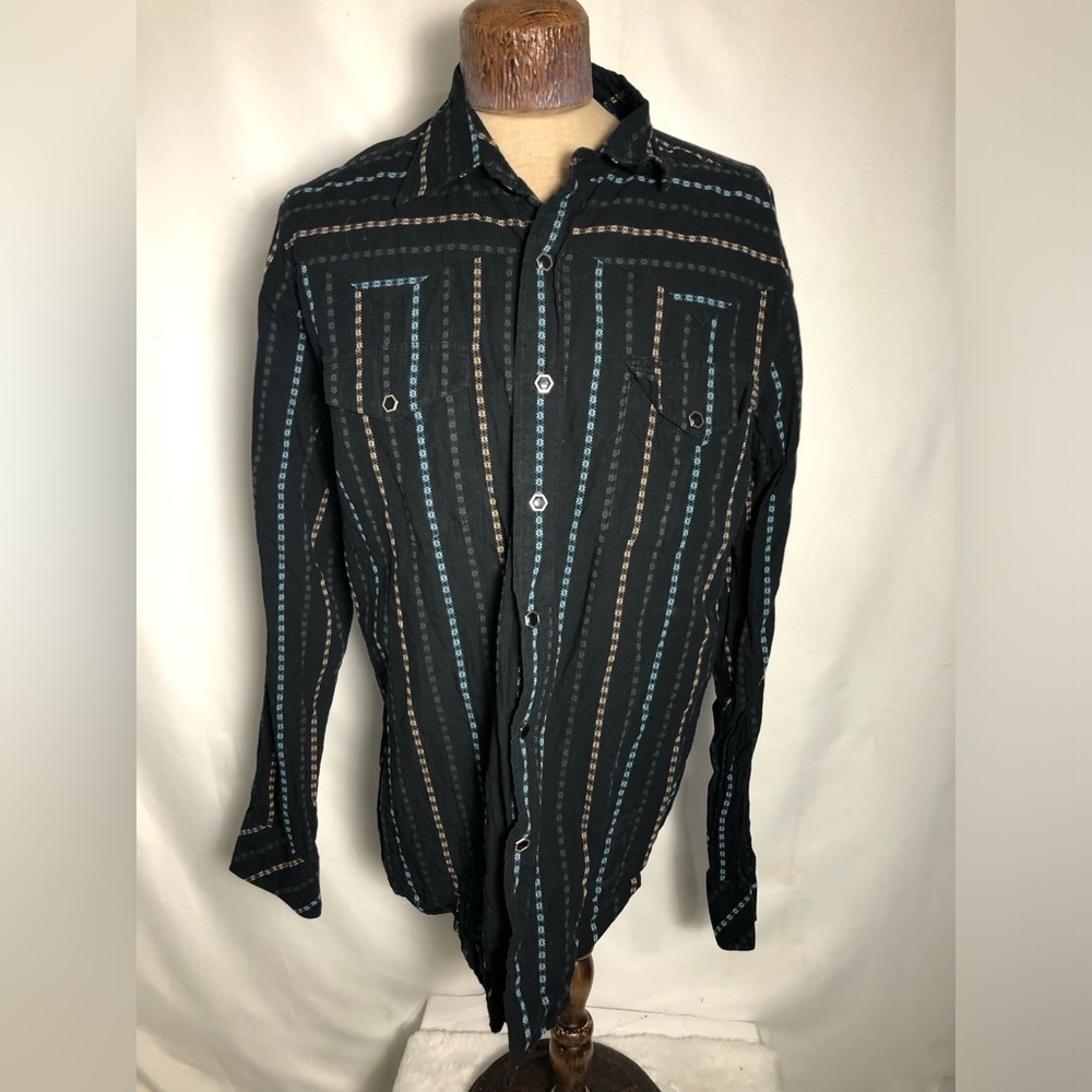 Men’s Black Shirt. Size Large. Roper.